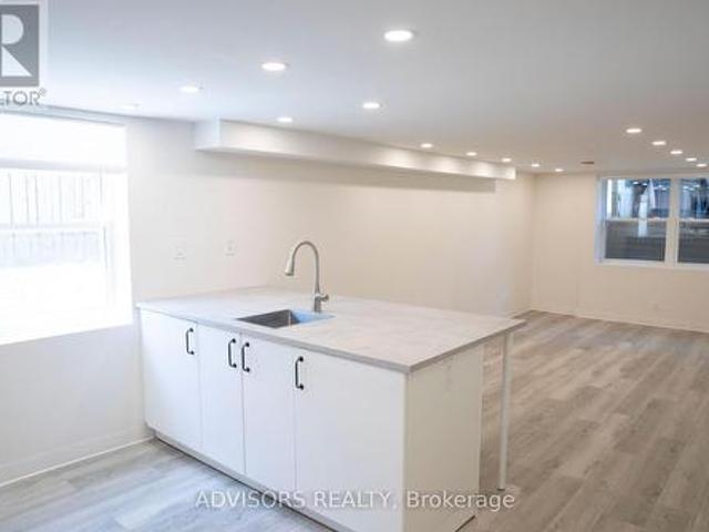 2 310 West 2Nd Street, Hamilton, ON, L9C 3H2 investment for lease | Listing ID X13421 | Royal LePage