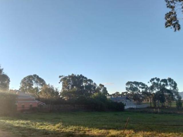 2 312 m² Land available in Koringberg