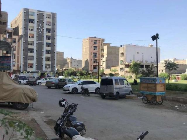 2,3,4 bed drawing lounge brand bew flat Karachi P & T Colony ID 48723
