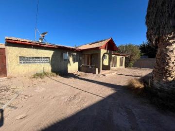 $ 1.500.000 Casa en Arriendo en Copiapo 5 dormitorios 3 baños / Kutt Property