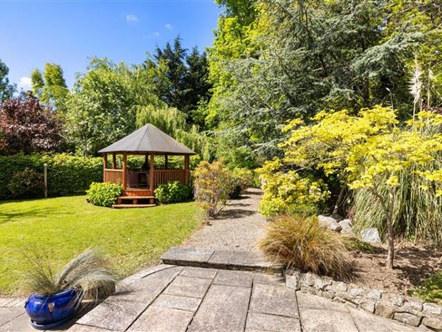 2,450,000 | Marble Hall, Ferndale Glen, Rathmichael, Dublin 18 Hunters Estate Agent 5000 MyHome. Ie Residential