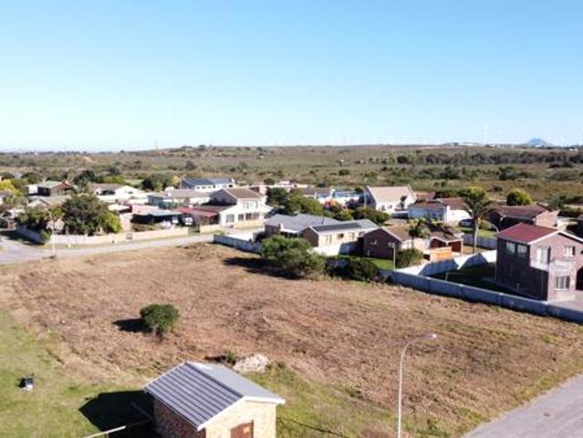 2 450 m² Land available in Wavecrest