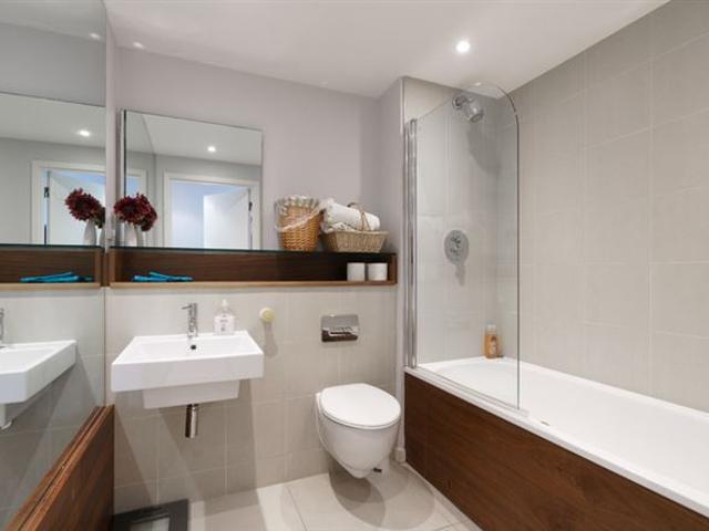 2,450 / month | Beacon Building, Royal Canal Park, Ashtown, Dublin 15 Sherry FitzGerald Lettings Sheehy 5014 MyHome. Ie Lettings