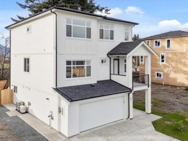 2 45141 Watson Road, Chilliwack, BC, V2R 6N2 Single Family Property For Sale | Listing ID R3135 | Royal LePage