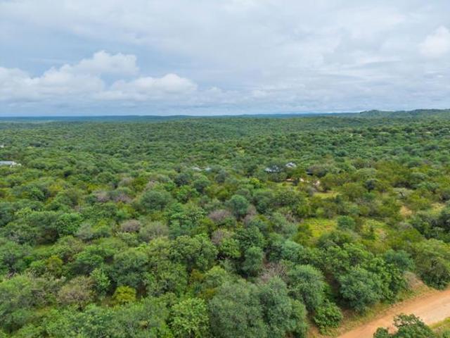 2 469 m² Land available in Elephants Rock Eco Estate