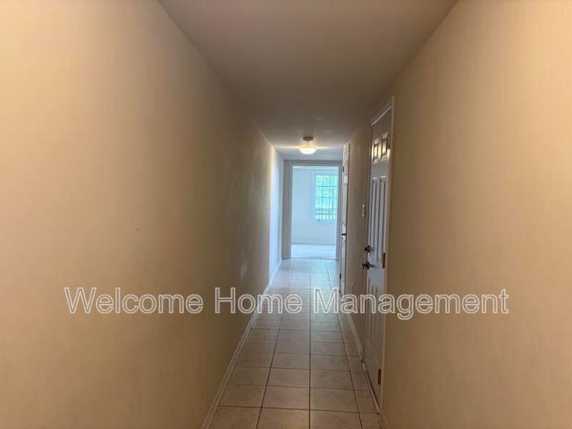$2,495 / 3 br / 2.5 ba /