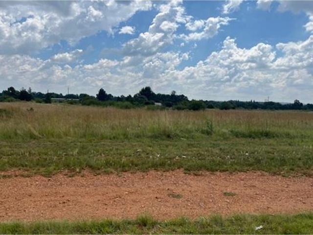 2 498 m² Land available in Henley on Klip
