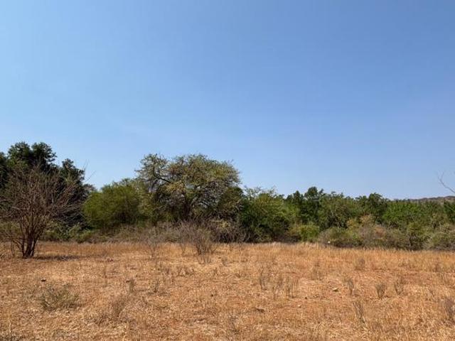 2 400 m² Land available in Elephants Rock Eco Estate