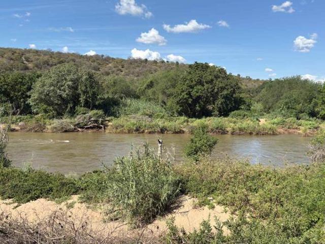 2 400 m² Land available in Hoedspruit