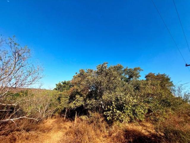 2 400 m² Land available in Hoedspruit