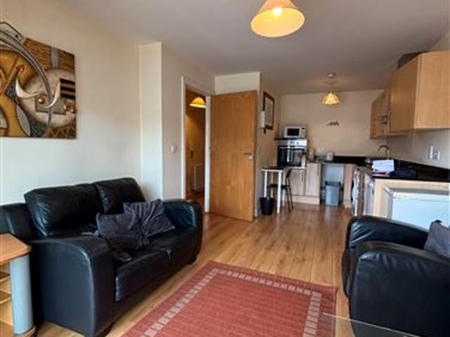 2,400 / month | Apartment 21, Saint James'S Court, Kilmainham, Dublin 8 Henry Wiltshire Estate Agents 5019 MyHome. Ie Lettings