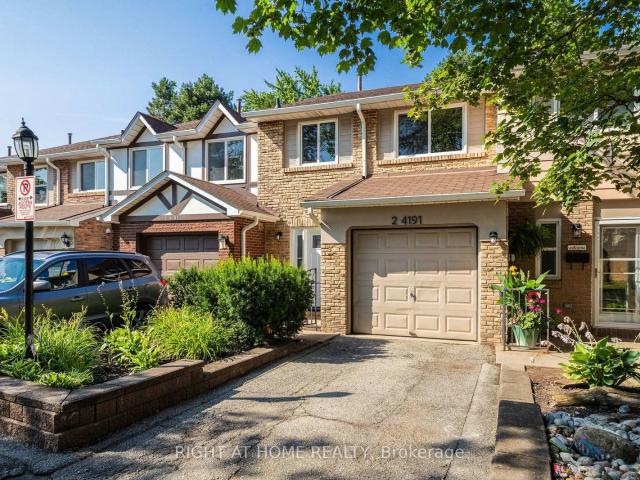 2 4191 Longmoor Drive, Burlington | 3+1Beds/4Bath, Townhouse, $3,799/mo | Condos. Ca