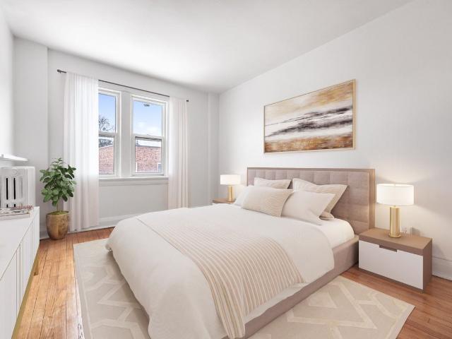2 & 4 Connaught Circle 1 Bedroom Apartment for Rent at 4 & 4 Connaught Circle, Toronto, ON M6C 2S7 Cedarvale