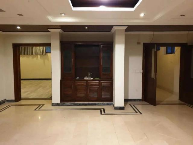 2.4 Kanals house for Sale in Islamabad I 8 ID 28304