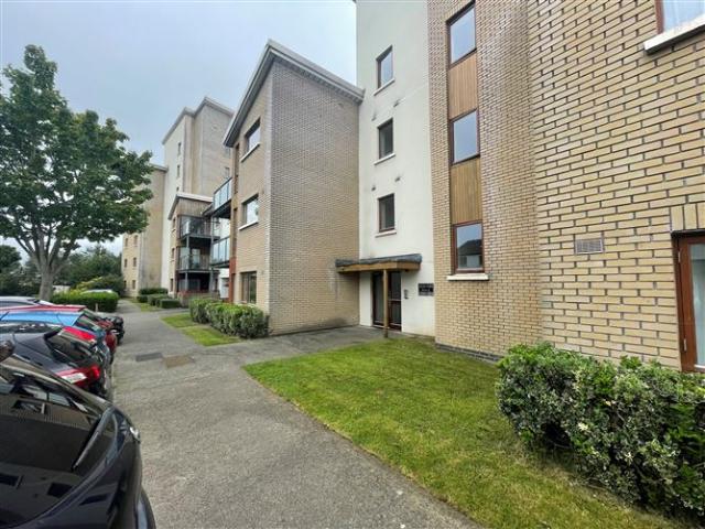 2,550 / month | Hunters Hall, Ballycullen, Dublin 24 Ray Cooke Auctioneers Tallaght 4945 MyHome. Ie Lettings