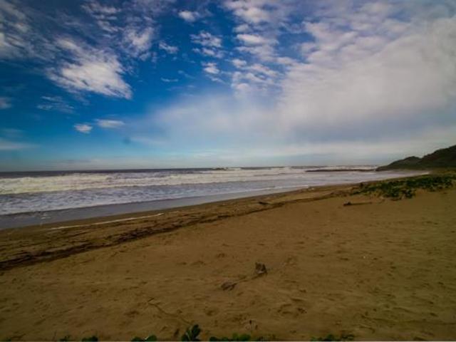 2 566 m² Land available in Trafalgar