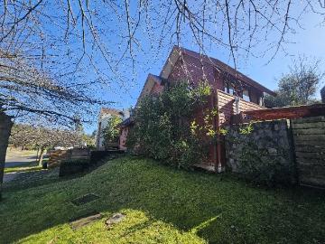 $ 2.500.000 Casa en Arriendo en Concepción 5 dormitorios 4 baños / Kutt Property