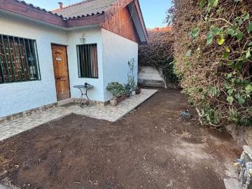 $ 2.500.000 Casa en Arriendo en Copiapo 5 dormitorios 3 baños / Kutt Property