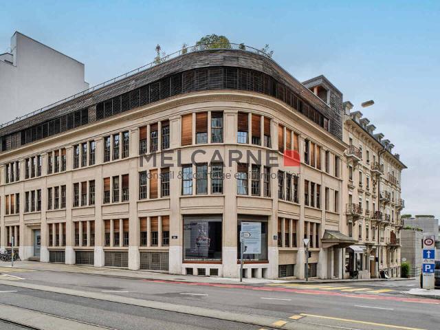 Möblierte Büros von etwa 2.500 m² zur Miete