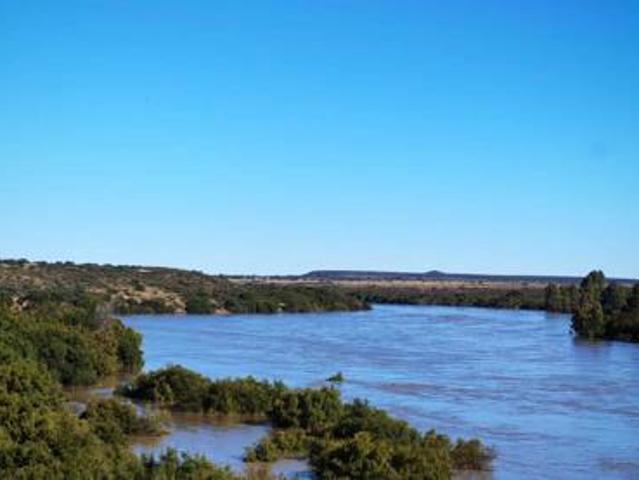 2 500 m² Land available in Hopetown