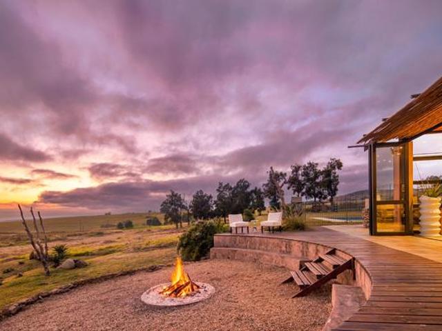 2 500 m² Land available in Intaba Ridge Secure Eco Estate