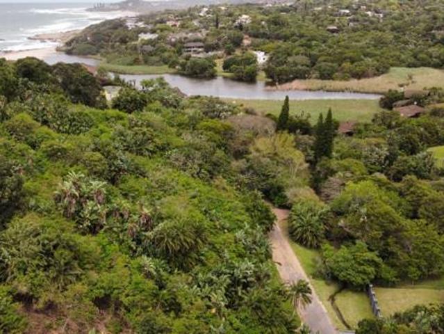 2 500 m² Land available in Southbroom