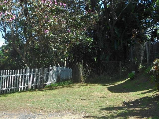 2 500 m² Land available in Umtentweni