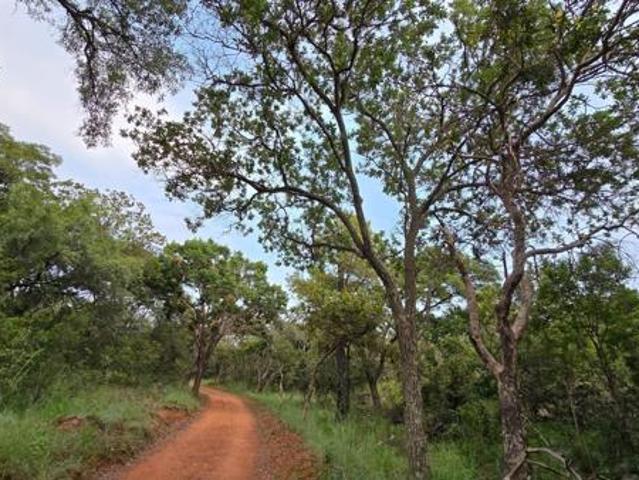 2 500 m² Land available in Verloren Estate