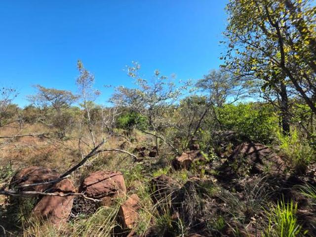 2 500 m² Land available in Verloren Estate