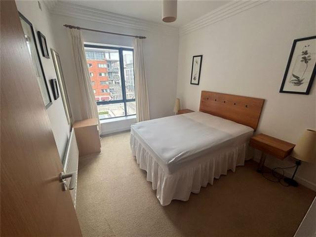 2,500 / month | Beresford House, Custom House Square, Mayor Street Lower, Dublin 1 Hooke & MacDonald Lettings 5016 MyHome. Ie Lettings