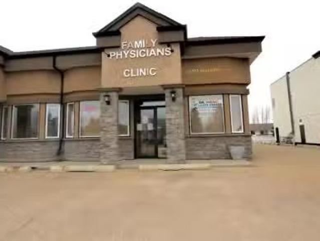 2 5021 Parkwood Road, Blackfalds, AB, T0M 0J0 commercial for.