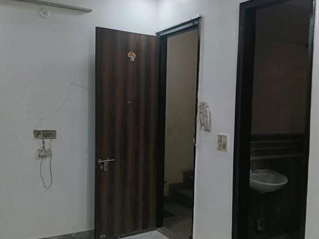 2.5 Bedroom 474 Sq.Ft. Builder Floor in Jagatpur Delhi Listing ID: #9975
