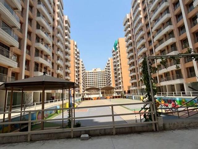 2.5 Bedroom 800 Sq.Ft. Apartment in Goregaon West Mumbai Listing ID: #10373