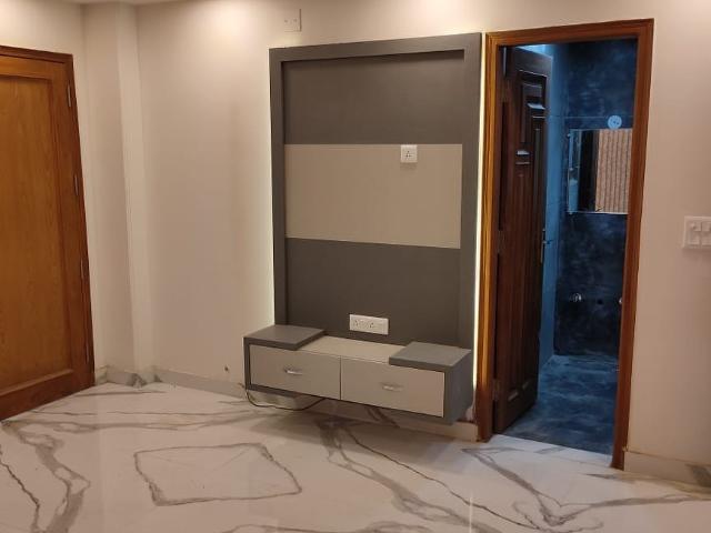 2.5 Bedroom 950 Sq.Ft. Apartment in Rohini Sector 14 Delhi Listing ID: #10129