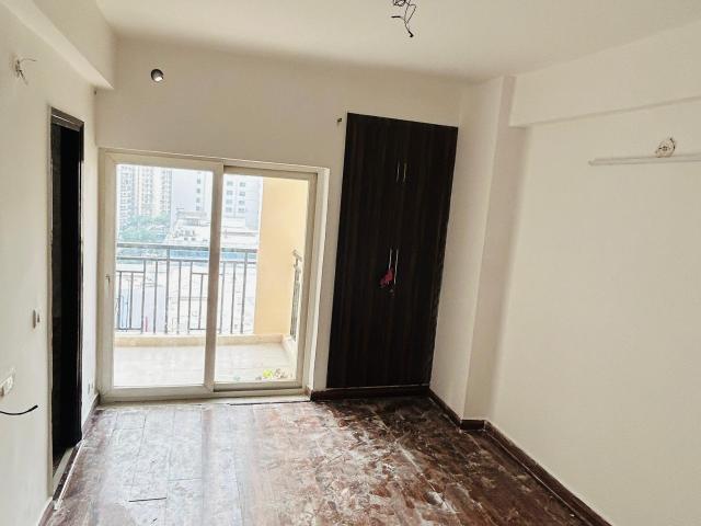 2.5 Bedroom 1125 Sq.Ft. Apartment in Noida Extension Greater Noida Listing ID: #9592
