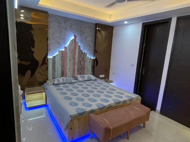 2.5 Bedroom 1600 Sq.Ft. Builder Floor in Khanpur Delhi Listing ID: #8701
