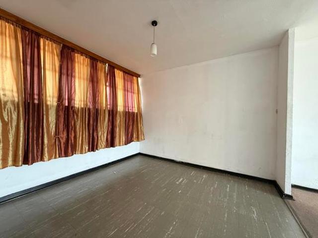 2.5 Bedroom Townhouse in Pioneer Park