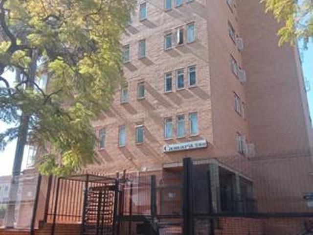 2.5 bedroom and 1 bathroom apartment.