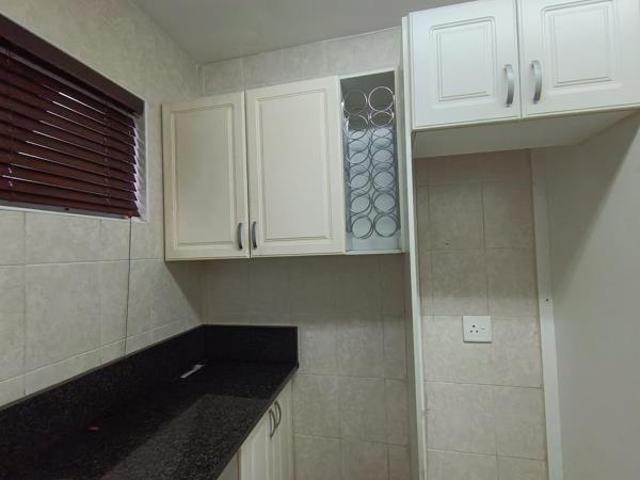 2.5 Bedroom Apartment in Glenwood