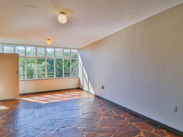 2.5 Bedroom Apartment in Sunnyside