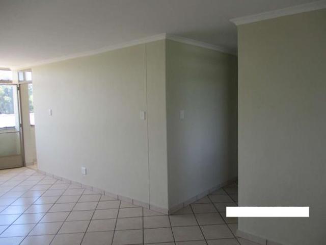 2.5 Bedroom Apartment in Parktown Estate