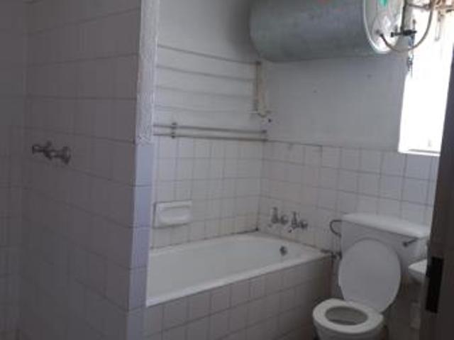 2.5 Bedroom Apartment in Pioneer Park