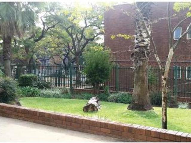 2.5 Bedroom Flat in Sunnyside