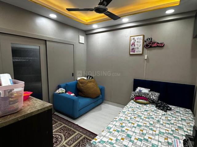 2.5 BHK Apartment in Tangra for rent Kolkata. The reference number is 19911616