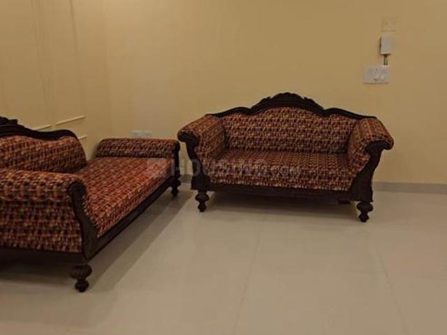 2.5 BHK Apartment in Tangra for rent Kolkata. The reference number is 20420599