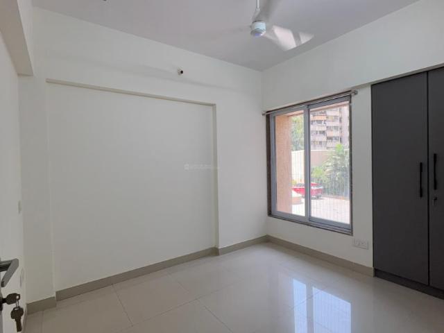 2.5 BHK Apartment in Thane West for rent Thane. The reference number is 20344238