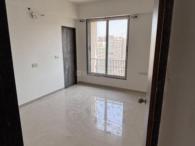 2.5 BHK Apartment in Vaishno Devi Circle for rent Ahmedabad. The reference number is 19033690