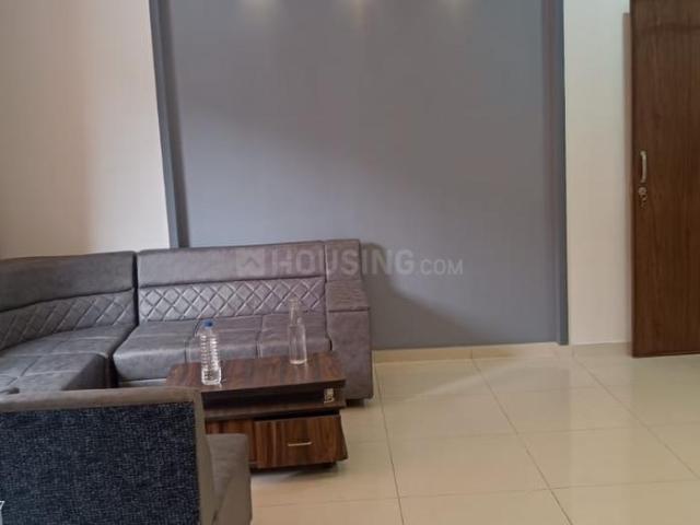 2.5 BHK Apartment in Vaishno Devi Circle for rent Ahmedabad. The reference number is 20192421