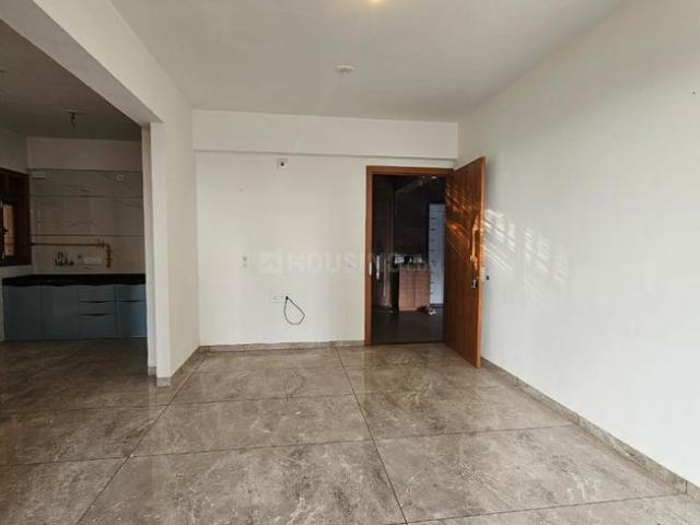2.5 BHK Apartment in Vaishno Devi Circle for resale Ahmedabad. The reference number is 20540609