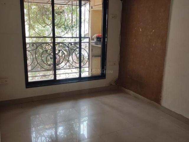 2.5 BHK Apartment in Vile Parle East for resale Mumbai. The reference number is 19836125